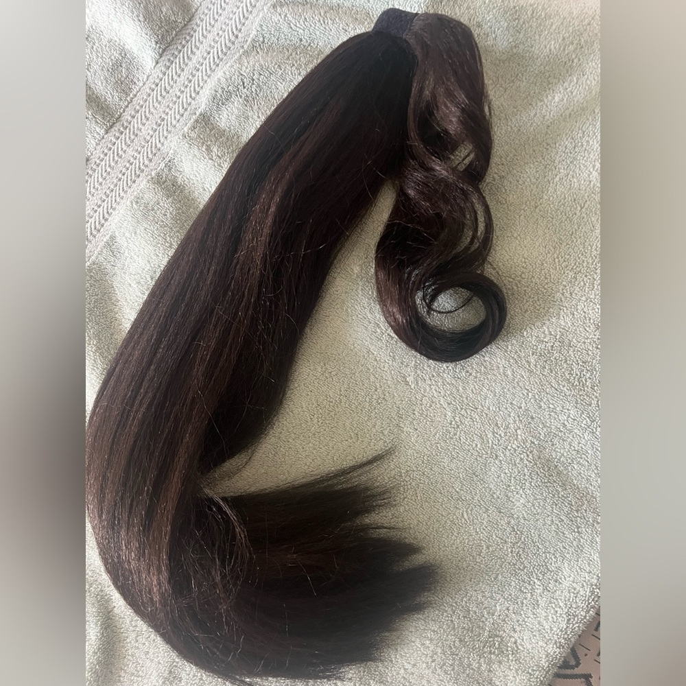 26" extra long and straight ponytail